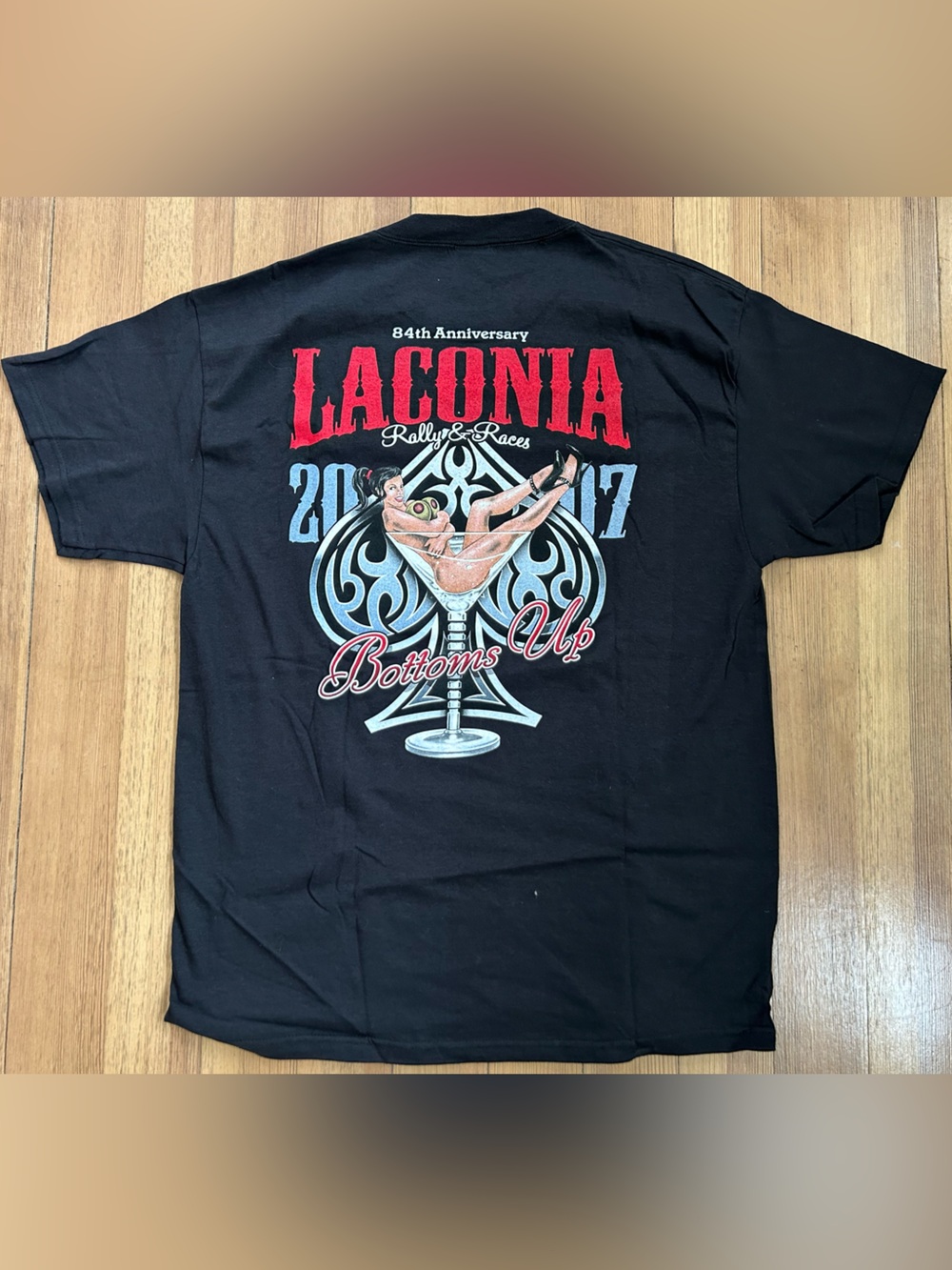 Vintage 2007 Laconia Motorcycle Rally Shirt L 84th Anniversary Pin Up Girl Spade